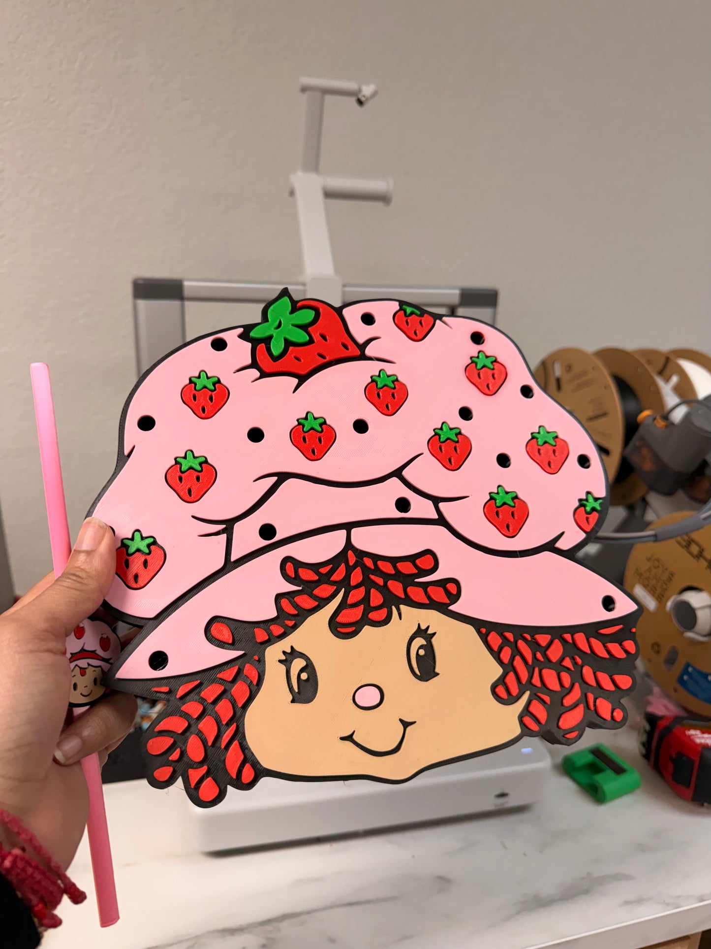 STRAWBERRY GIRL 3D straw topper display